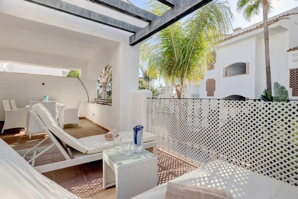 Modern 2-bedroom Flat Next To The Sea Apartment *