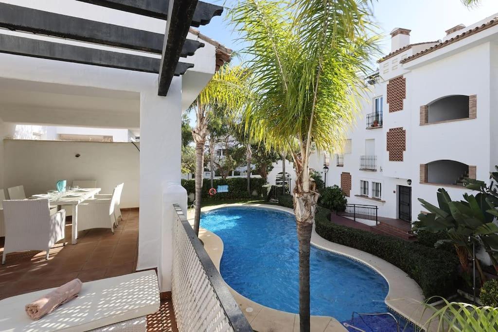 Apartment Modern 2-bedroom Flat Next To The Sea