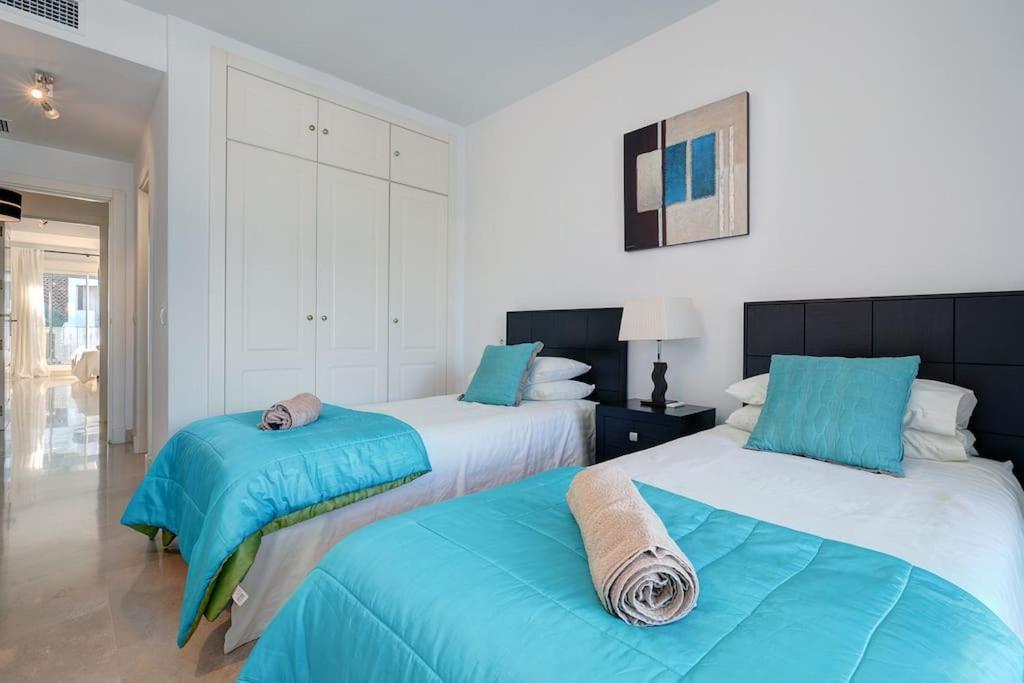 Modern 2-bedroom Flat Next To The Sea * Marbella