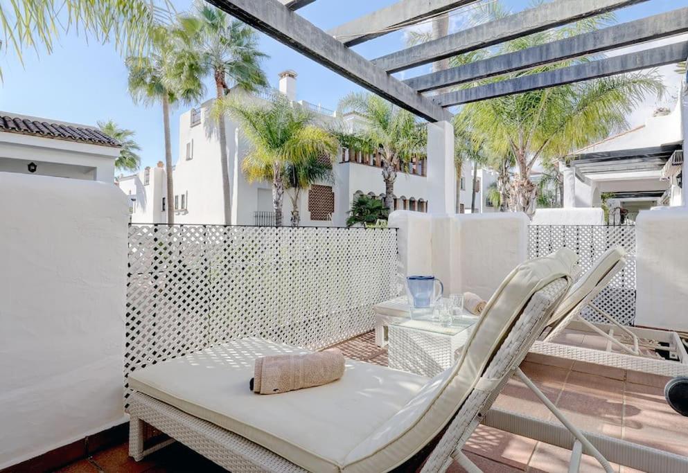 Modern 2-bedroom Flat Next To The Sea Apartment *